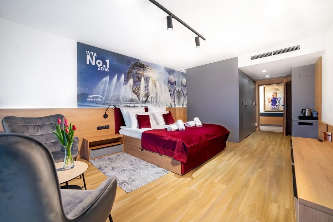 פוז'צ'יקובו Hotel Angie מראה חיצוני תמונה